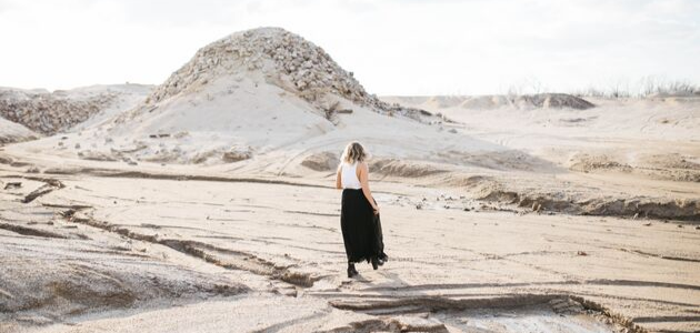 girl walking in dessert girl walking in dessert